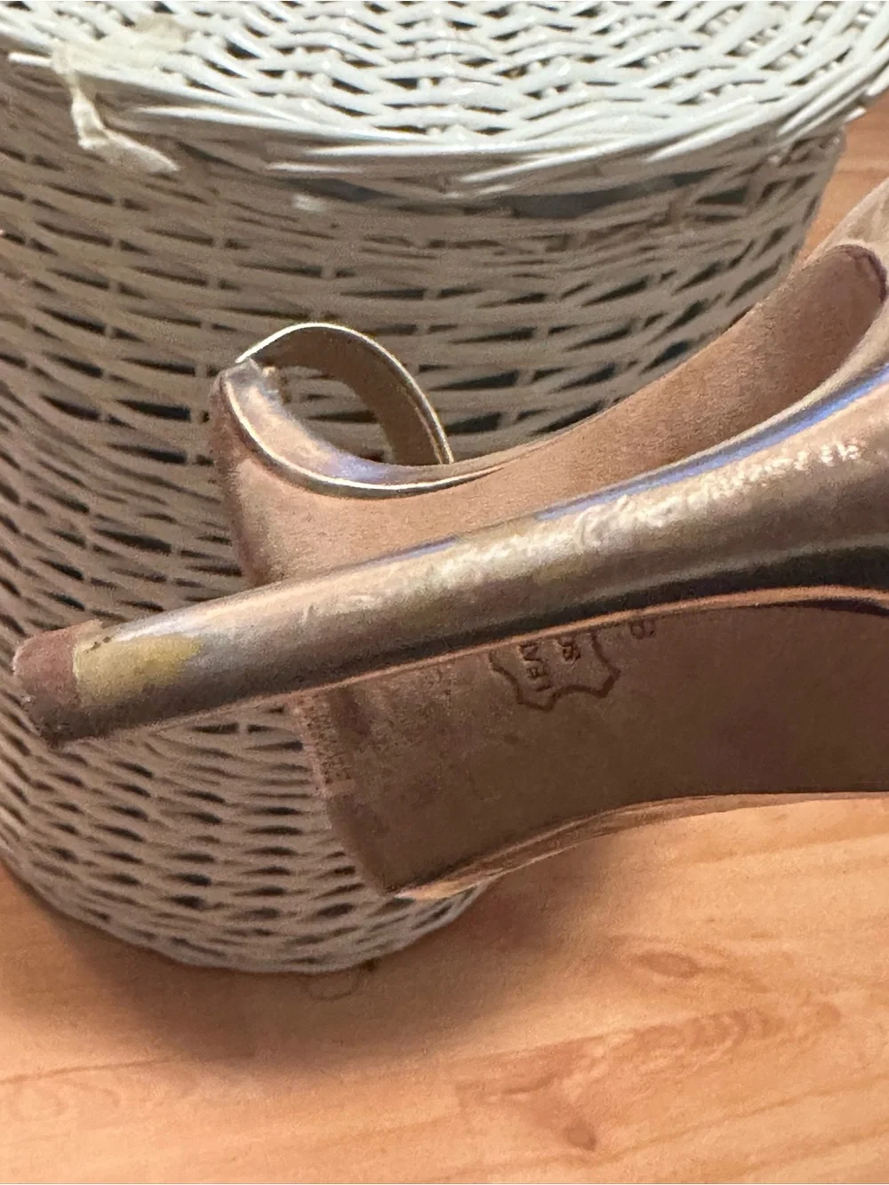 Tory Burch Women’s Metallic Rose Gold Ankle Strap Heels Size 8M Leather